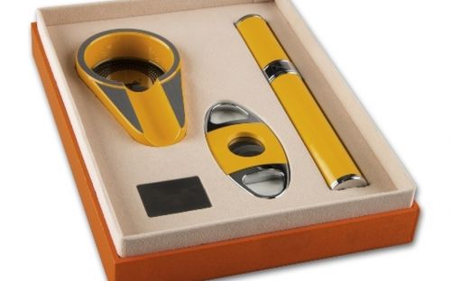 Szivarhamutartó, szivartok és szivarvágó AJÁNDÉK szett - sárga