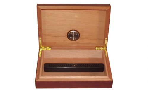 Utazó humidor - barna cédrusfa szivartartó doboz, párásítóval és külső hygrométerrel (19x13cm)