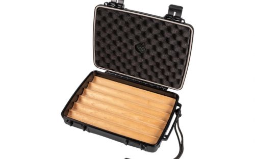 Utazó humidor - akril szivartartó doboz utazáshoz, spanyol cédrusfa betéttel, párásítóval, fekete, Passatore (24x18cm)