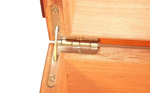 Humidor 40 szál szivar részére, cédrusfa szivartartó doboz, párásító és külső hygrometer - fekete/barna