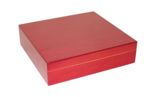 Medici humidor 15 szál szivar részére, cédrusfa szivartartó, párásító, hygrométer - cherry