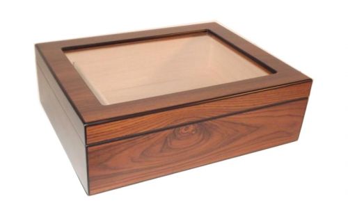 Medici Humidor 25 szál szivar részére, cédrusfa szivardoboz üvegtetővel, párásítóval - dióbarna