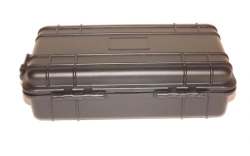 Utazó humidor - műanyag szivartartó doboz 5 szál szivarnak, fekete