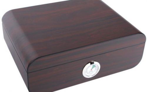 Humidor 50 szál szivar részére, cédrusfa szivar tároló doboz, párásítóval, külső hygrométerrel, barna, ovál - Angelo