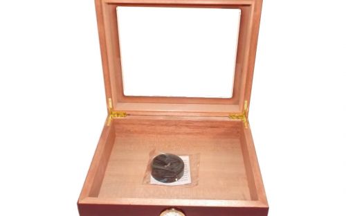 Humidor 30 szál szivar részére, cédrusfa szivar doboz, üvegtető, párásítóval, hygrométerrel - bordó, Angelo