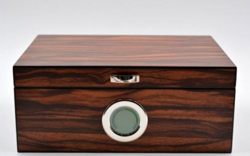 Exkluzív-Luxus humidor 50 szál szivar részére, cédrusfa szivar doboz, DIGITÁLIS hygrométerrel - barna-csíkos, Angelo