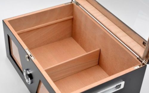 Gasztro humidor 80 szál szivar részére, üveges szivar doboz, cédrusfa, külső hygrométerrel és párásítóval - fekete, Angelo