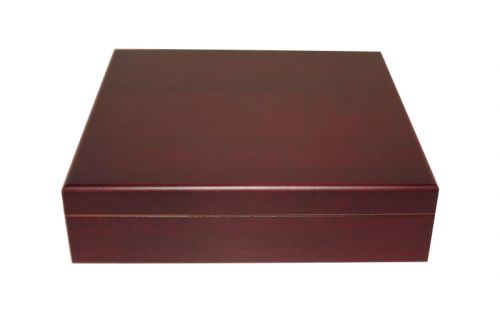 Humidor 20 szál szivar részére, cédrusfa szivardoboz, párásítóval - mahagóni, Angelo