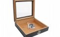 Humidor 30 szál szivar részére, Carbon borítású, spanyol cédrusfa szivar doboz, üvegtetős, párásítóval, hygrométerrel - Angelo