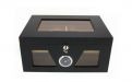 Gasztro humidor 80 szál szivar részére, üveges szivar doboz, cédrusfa, külső hygrométerrel és párásítóval - fekete, Angelo