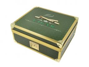 Humidor 40 szál szivar részére, zöld, spanyol cédrusfa szivar doboz, fém keretes, párásítóval, hygrométerrel - Angelo