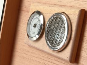 Humidor 40 szál szivar részére, szürke, spanyol cédrusfa szivar doboz, párásítóval, hygrométerrel - fémvázas, Angelo