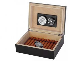 Humidor 30 szál szivar részére,fekete színű cédrusfa szivar tároló doboz, párásító, hygrométer + AJÁNDÉK szett!