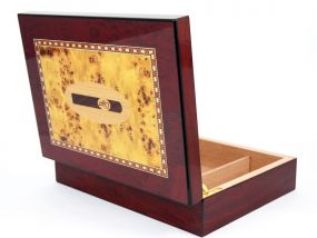 Humidor 30 szivar részére, szivar-díszítéssel, cédrusfa szivartartó doboz - Achenty!